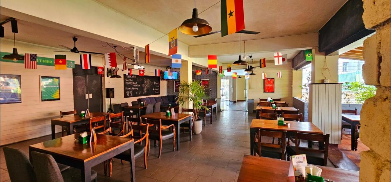 The Lion Pub & Hotel Dehiwala-Mount Lavinia Buitenkant foto